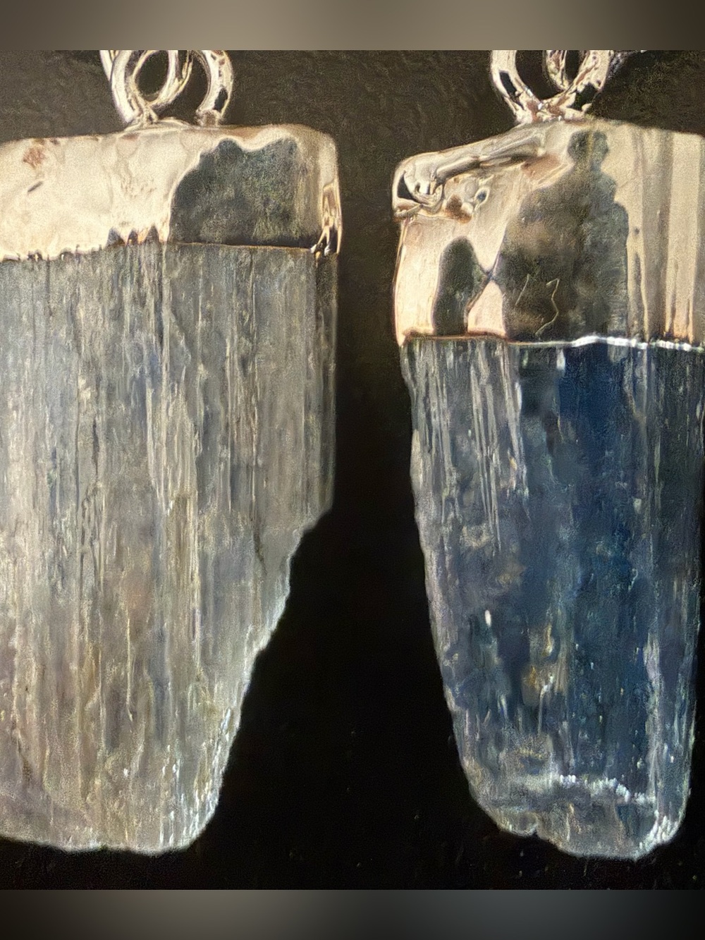 BR RAW BLUE KYANITE BLADE EARRINGS SILVER TONE NATURAL CRYSTAL DROPS 1.25”